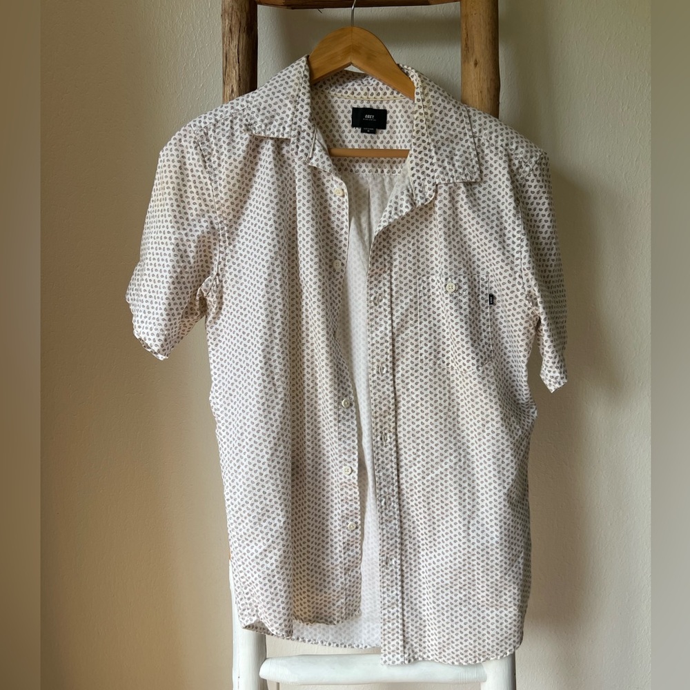 Obey short sleeve button down M